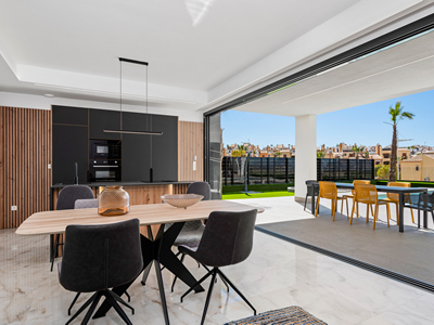 Villa Independiente · Obra Nueva · 711