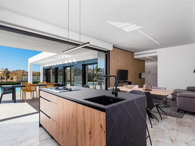 Villa Independiente · Obra Nueva · 711